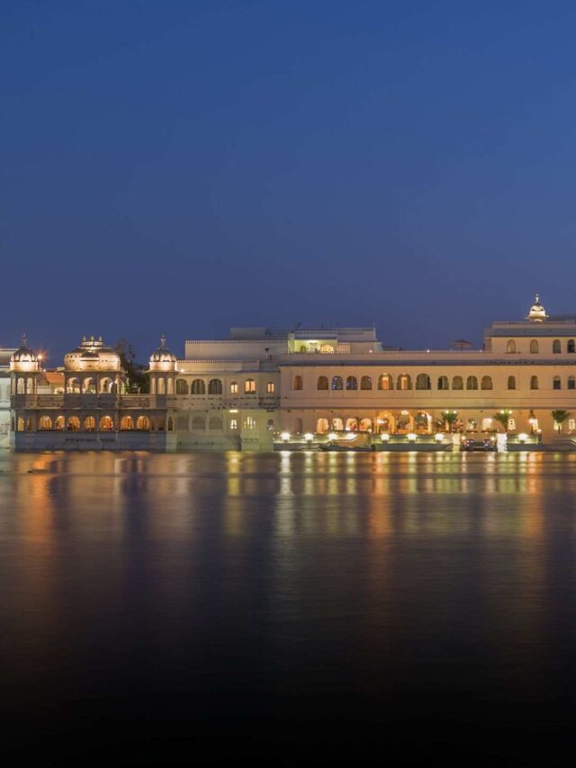 Experience Royalty at Taj Hotel Udaipur: A Luxury Stay Like No Other